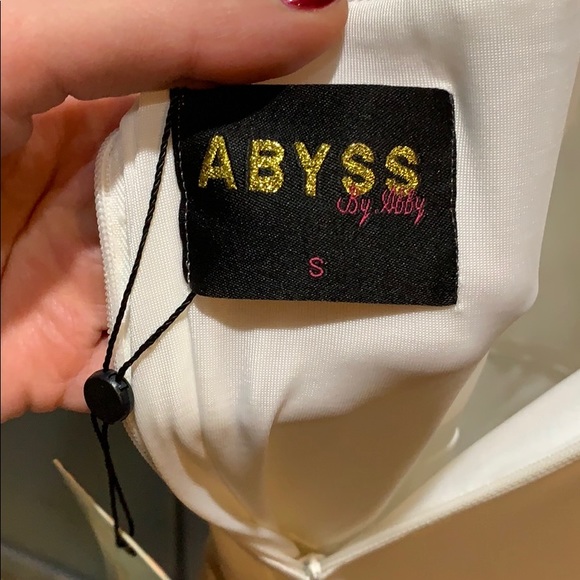 Abyss by Abby - Picture 5 of 6